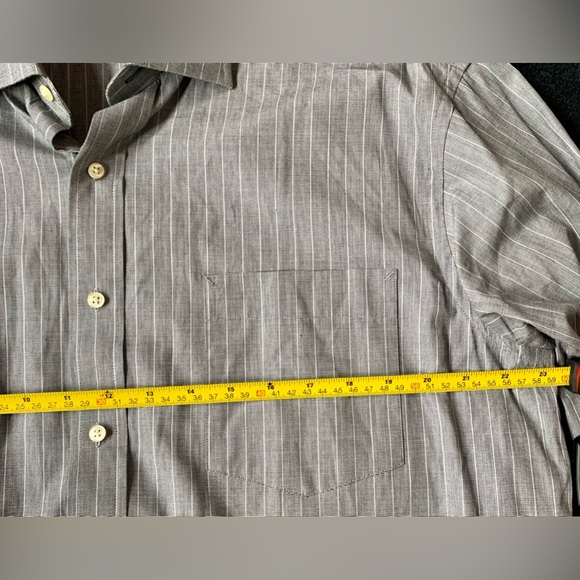 NWOT Tommy Hilfiger Ithaca dress shirt - Picture 3 of 10